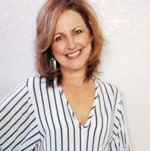 Meet your Posher, Nancy